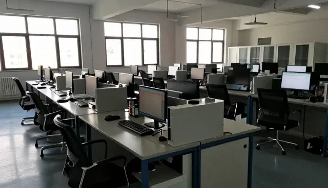 线上平台搭建中网络技术的常见问题与应对策略